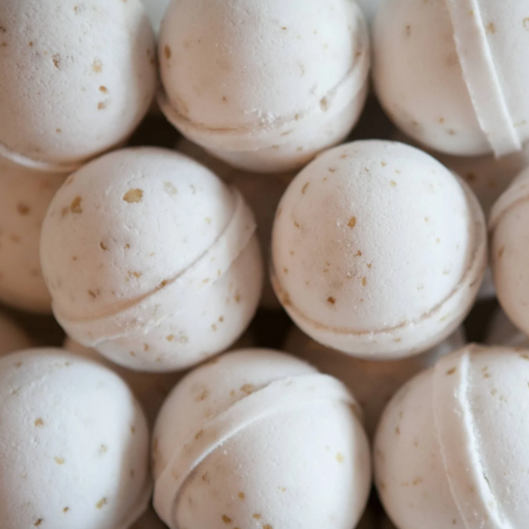 Coconut Kisses Organic Bath Bomb