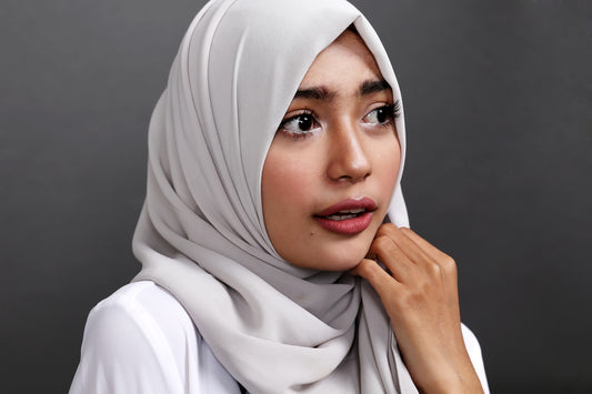 woman wearing headwrap turban